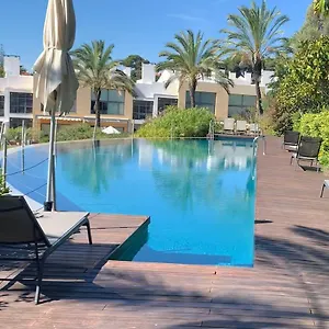 https://charming-cascais-apt.hotels-lisbon-portugal.com